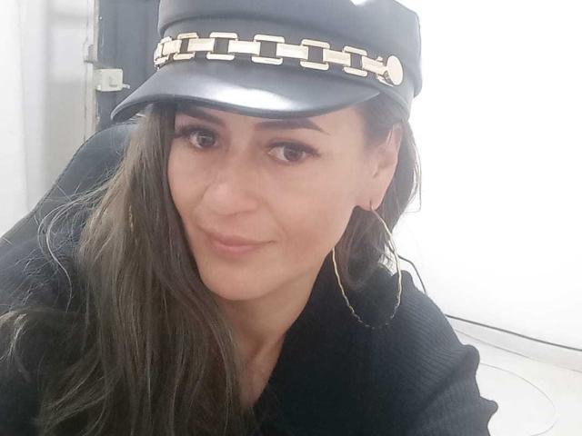 Maghenta - Live sex cam - 15958646