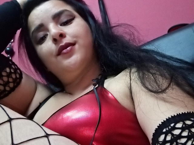 MarcesWat - Porno na żywo i seks kamera - 15961490