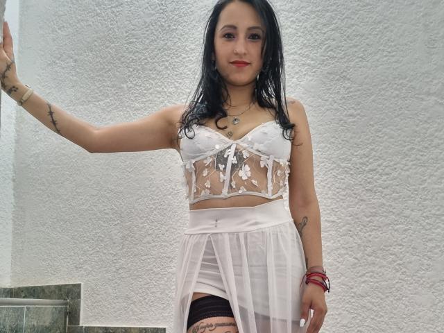 LatinXimena - сексуальная веб-камера в реальном времени - 15965018