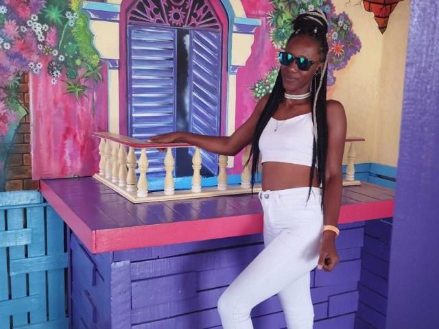 BlueeBird - Live porno og sexkamera - 15966346