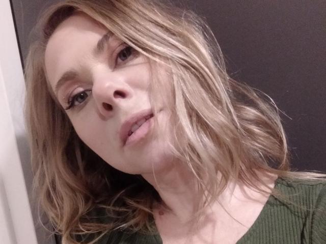 GloryTatty - Sexe cam en vivo - 15976838