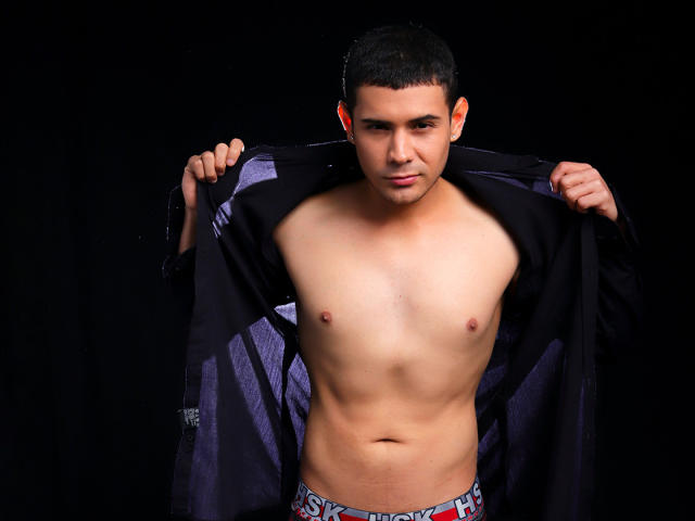 AlexiSpears - Sexe cam en vivo - 15979050