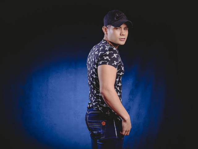 AlexiSpears - Live Sex Cam - 15979054