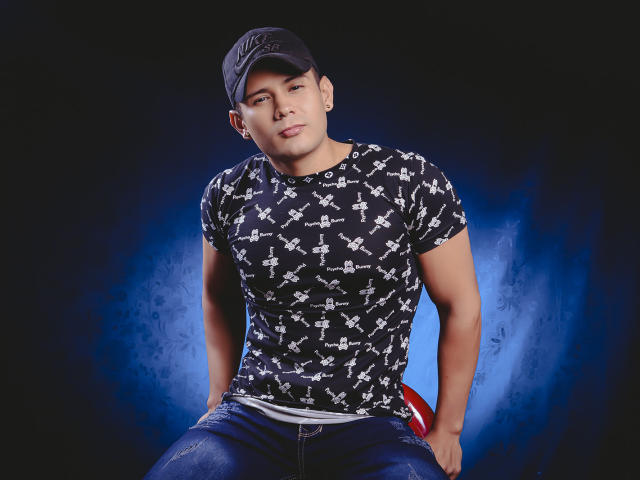 AlexiSpears - Live Sex Cam - 15979094