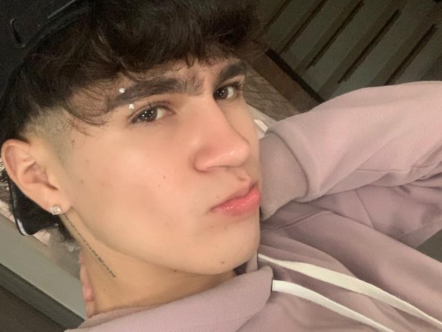 AustinKings - Live porn &amp; sex cam - 15985358