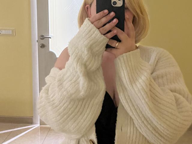 Polinka - Live porn &amp; sex cam - 15989354