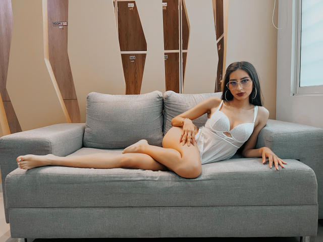 SophiaMcKensy - ライブポルノ&amp;セックスカム - 15989654
