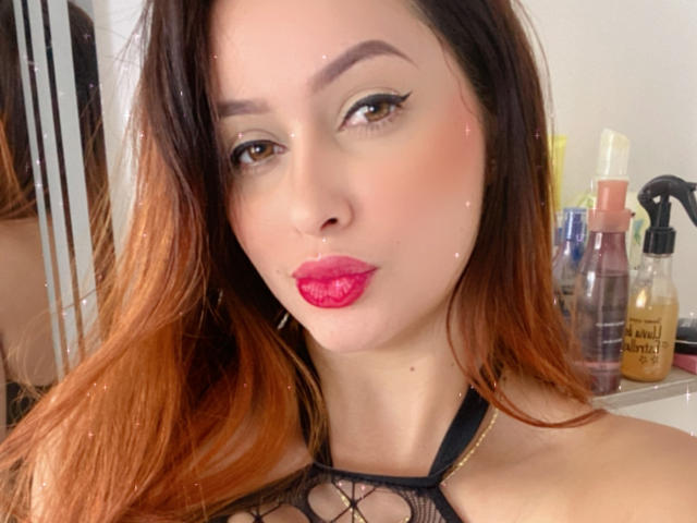 EmilyParkerr - Live sex cam - 16004390