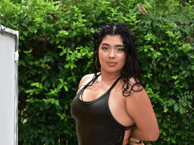 AgathaColinss - Live Sex Cam - 16012462