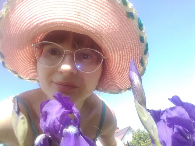 KiraGoldens - Live porn &amp; sex cam - 16015526