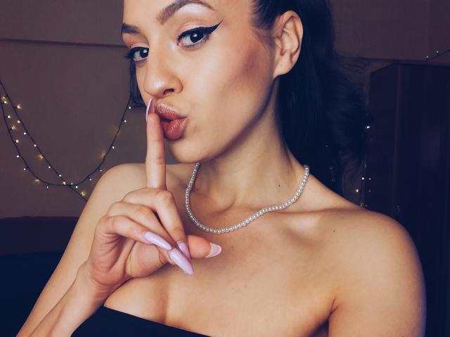 VievienneClemente - Live porn &amp; sex cam - 16016582