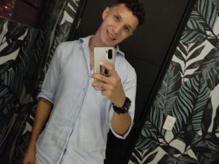 CollinsAngelo - Live sex cam - 16019866