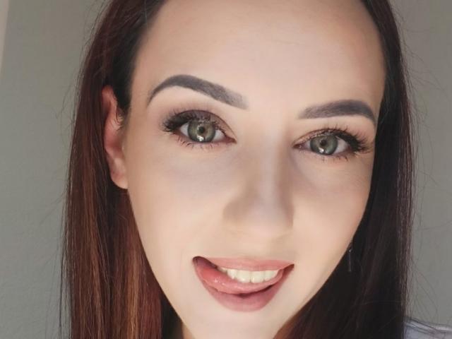 Alyah - Sexe cam en vivo - 16021442