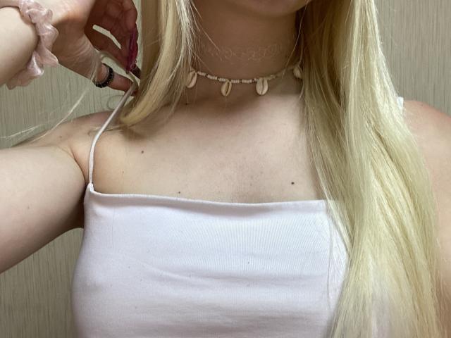 BeautyBlondi - Porno na żywo i seks kamera - 16038418