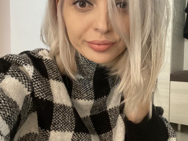 DouceAmelia - Live sexe cam - 16039494