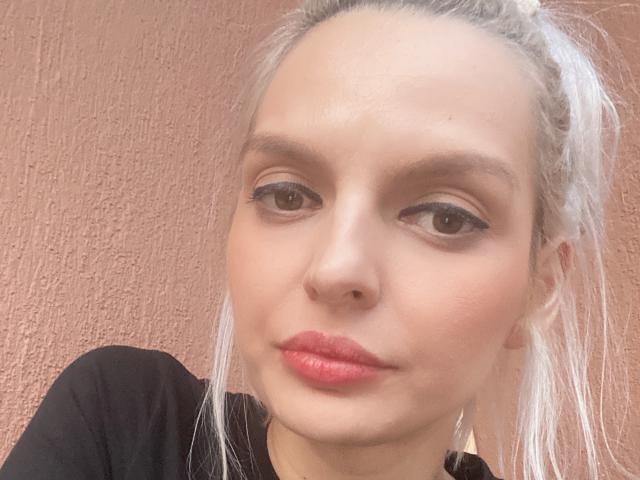 DouceAmelia - Live porn &amp; sex cam - 16039506