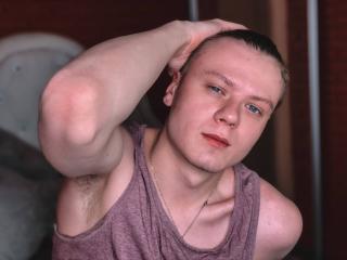 LouissCage - Sexe cam en vivo - 16044034