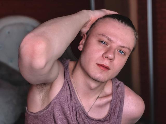 LouissCage - Sexe cam en vivo - 16044034