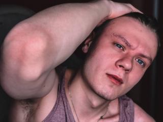 LouissCage - Sexe cam en vivo - 16044042
