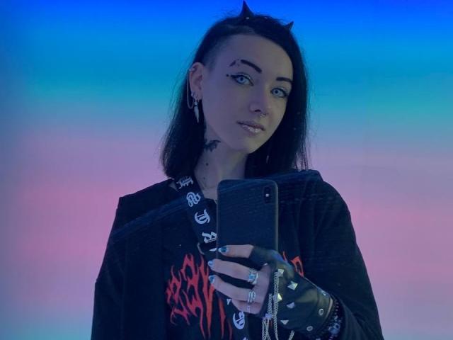 SmokingRavien - Live porn &amp; sex cam - 16048166