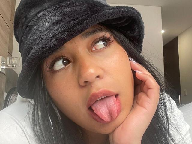 SolMorriset - Live sex cam - 16058614