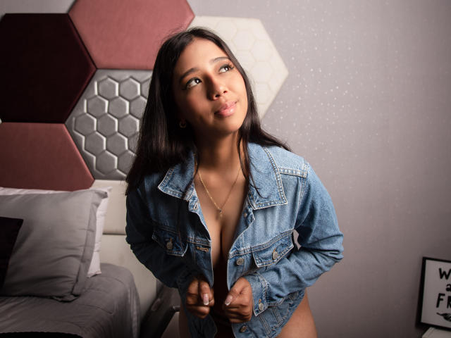 LilyHernandez - Live porno og sexkamera - 16059758