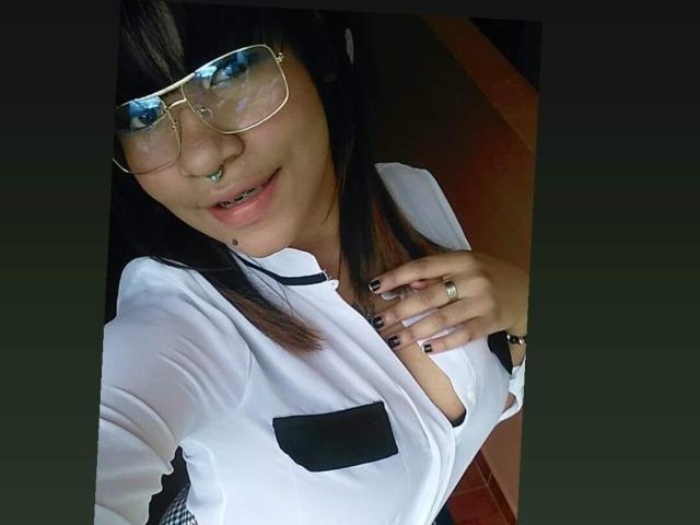 YaniBoobs - Sexe cam en vivo - 16060014