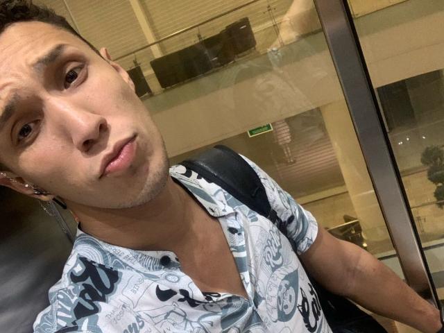 CollinsAngelo - Live Sex Cam - 16061026