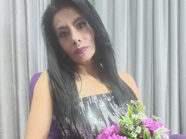 LucyVega - Live porn &amp; sex cam - 16063609