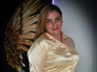 TeresaWailker - Mature female - 42 years old