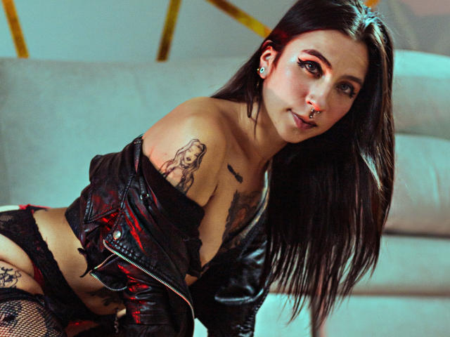 ElisaGlooz - Live porn &amp; sex cam - 16066910