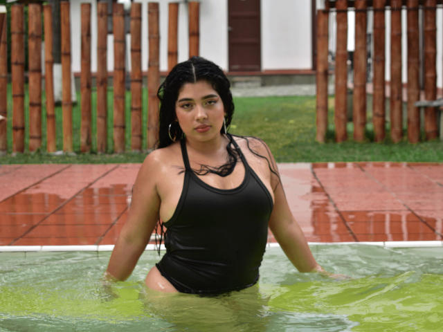 AgathaColinss - Live porn &amp; sex cam - 16074558