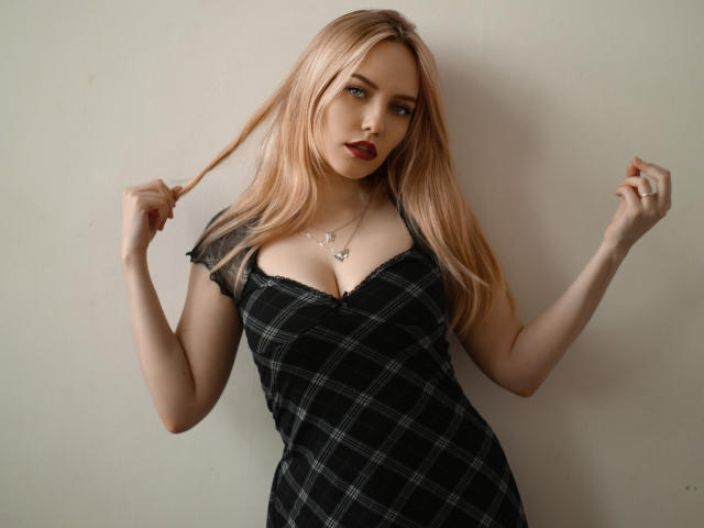 AmeliHaze - Live porn &amp; sex cam - 16078430