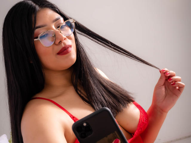 AlessaJames - Live sex cam - 16078466