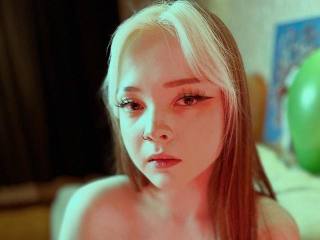 EvaVils - Live Sex Cam - 16079526