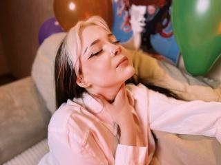 EvaVils - Live Sex Cam - 16079538