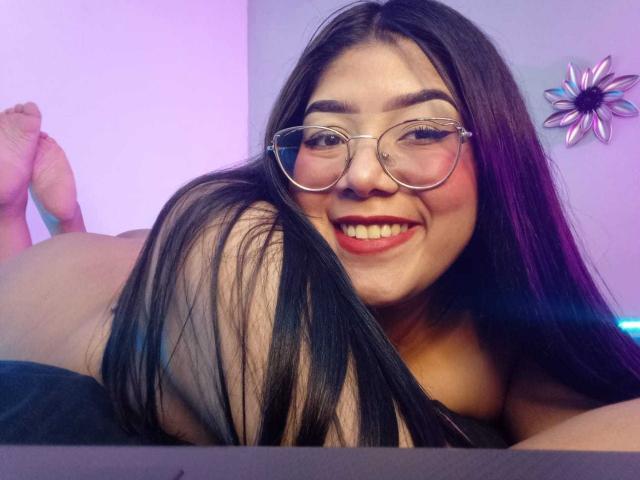 AlessaJames - сексуальная веб-камера в реальном времени - 16093386