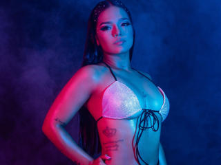 EmilyBrowm - Live Sex Cam - 16095870