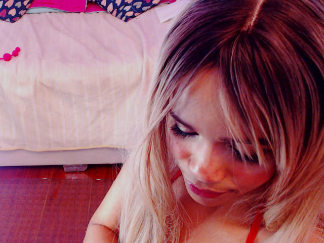 TessaMoretti - Live porno og sexkamera - 16103810