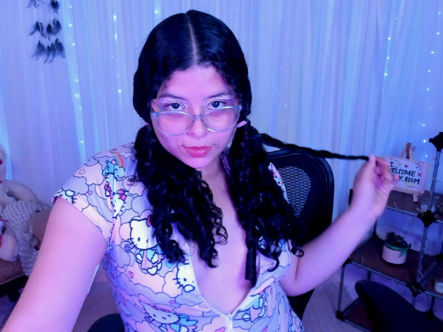 AliciaVelvetqt - Live porn &amp; sex cam - 16104890