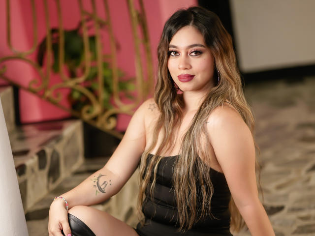 TaylorrBelle - Live sex cam - 16107570