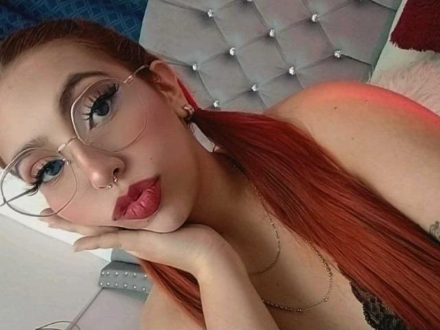 AprilAiden - פורנו בשידור חי ומצלמת סקס - 16111310