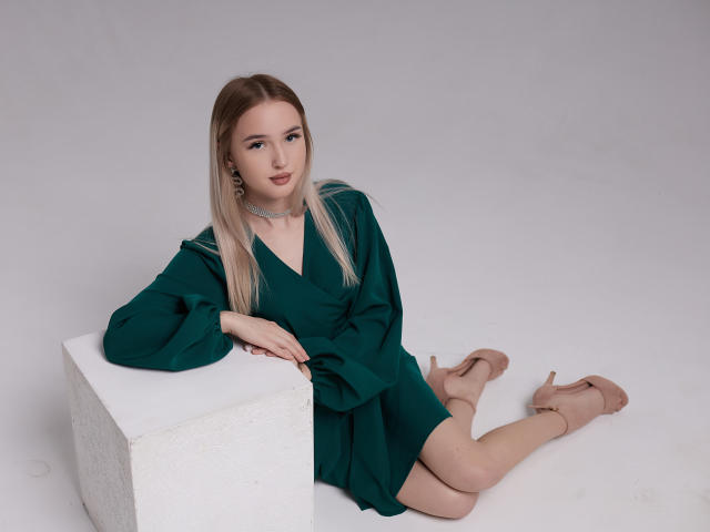 AnfisaCute - Live sex cam - 16125750