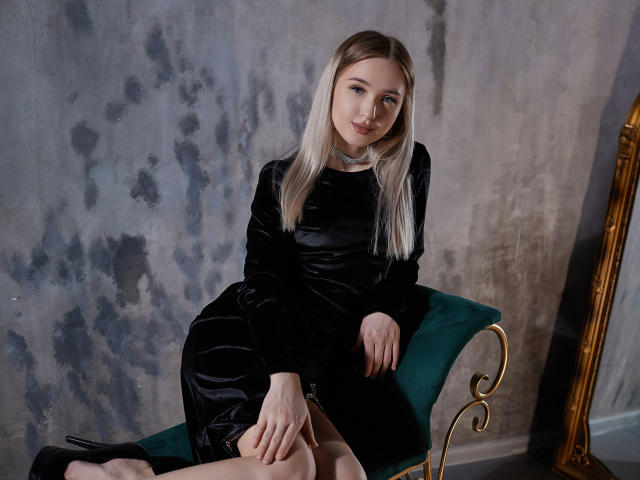 AnfisaCute - Live porn &amp; sex cam - 16125794