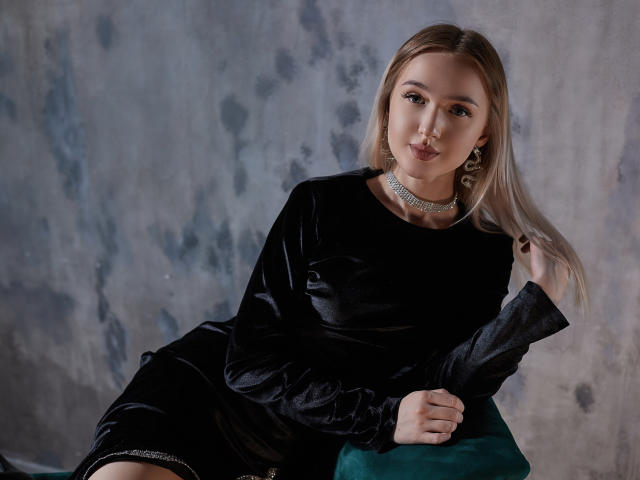 AnfisaCute - Live Sex Cam - 16125802