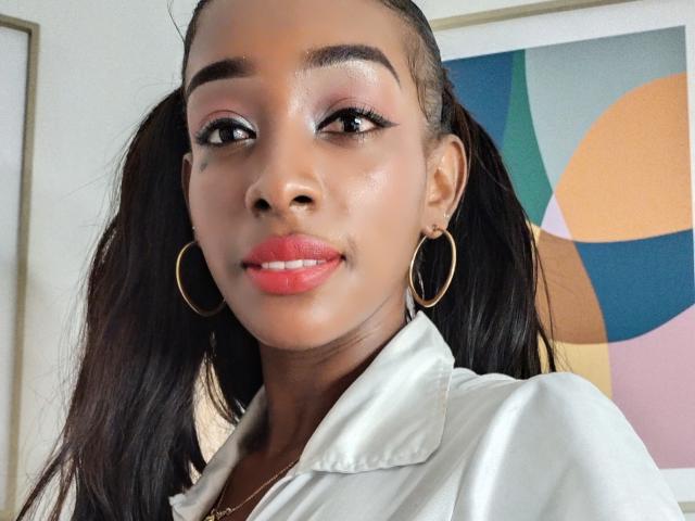 LarissaWilson - 라이브 포르노 &amp; 섹스 캠 - 16131458