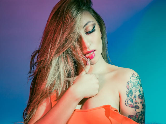 SabrinaMontana - Live porn &amp; sex cam - 16133994