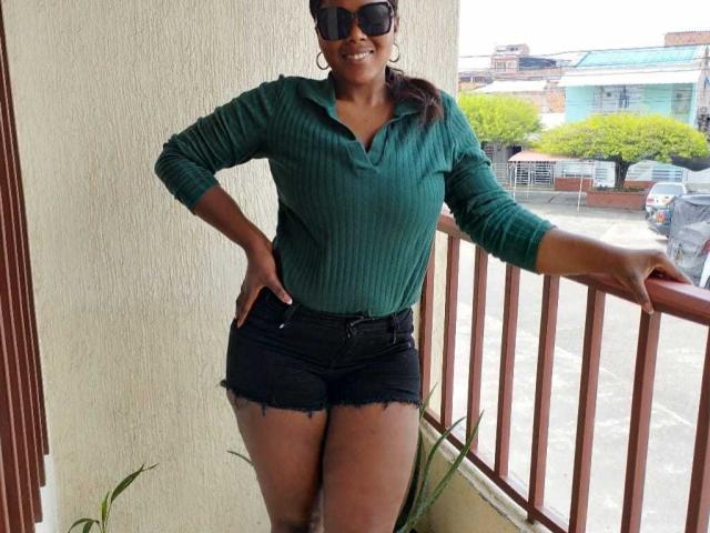 EmiraHot - Live porn &amp; sex cam - 16135454