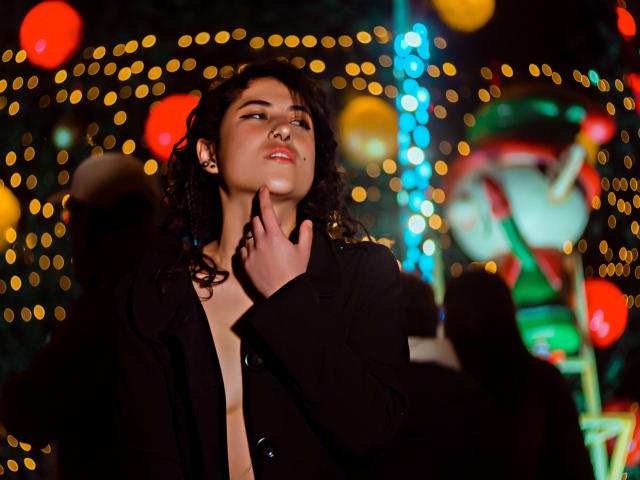 DeniseVarisov - Sexe cam en vivo - 16136274