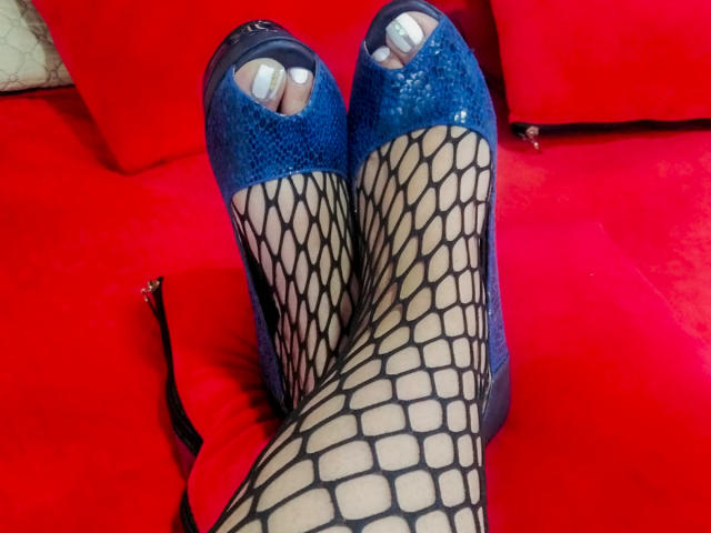 RebekaMia - сексуальная веб-камера в реальном времени - 16136934